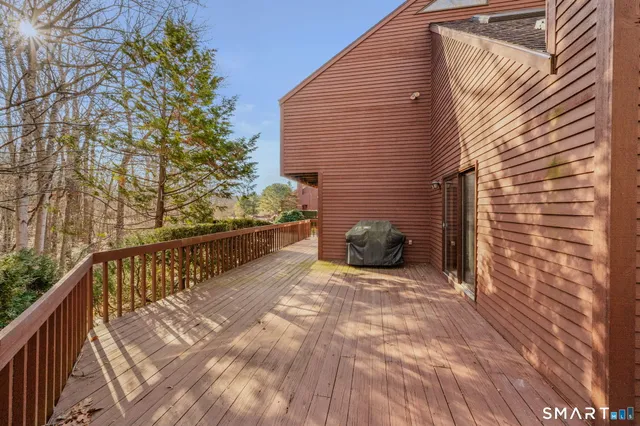 $475,000 | 97 West Main Street, Unit 24, East Lyme, CT 06357