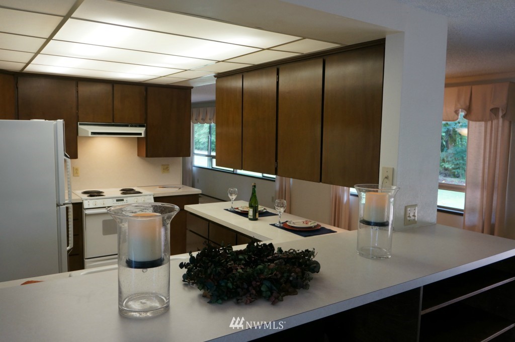 17237 194th Avenue Southeast Renton, WA 98058 - Photo 9 of 19 Gallery Image 9
