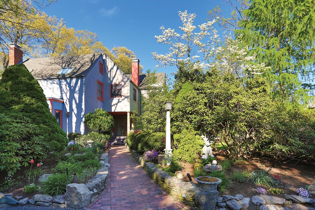 45 Old England Road Newton, MA 02467 - Photo 1 of 10