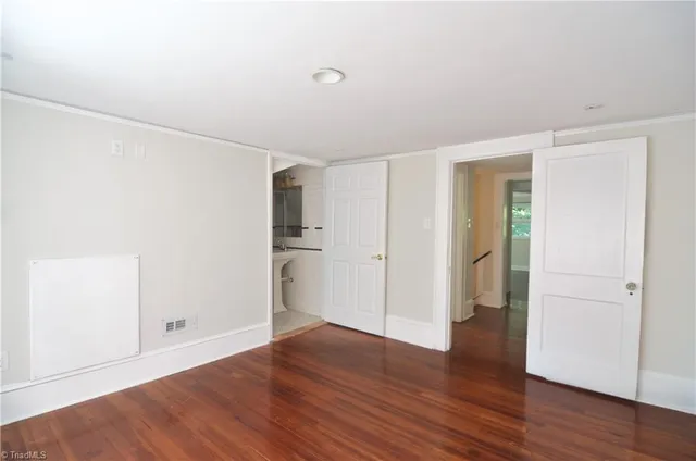 $2,500 | 446 Lockland Avenue, Winston-Salem, NC 27103