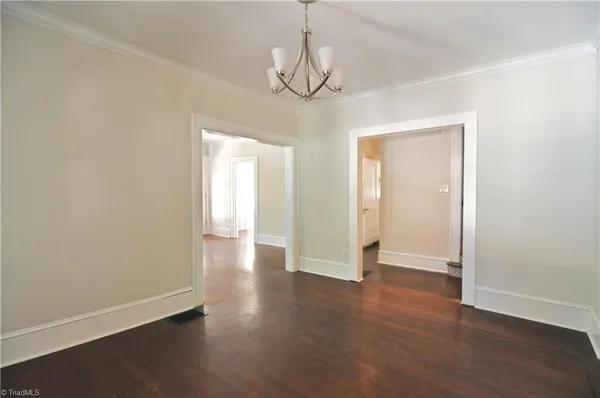 $2,500 | 446 Lockland Avenue, Winston-Salem, NC 27103