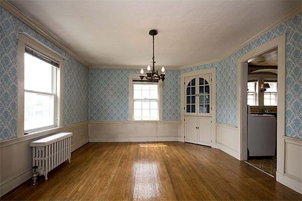 91 Harland Road Waltham, MA 02453 - Photo 5 of 17 Gallery Image 5