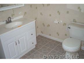 18 Baker Road Arden, NC 28704 - Photo 8 of 12 Gallery Image 8