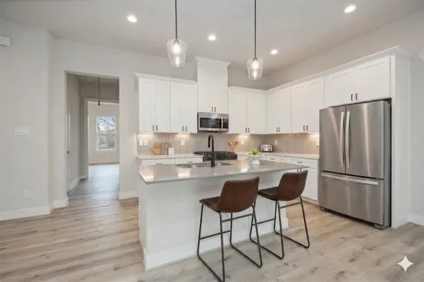 $2,400 | 6110 De Campo Street, Houston, TX 77091