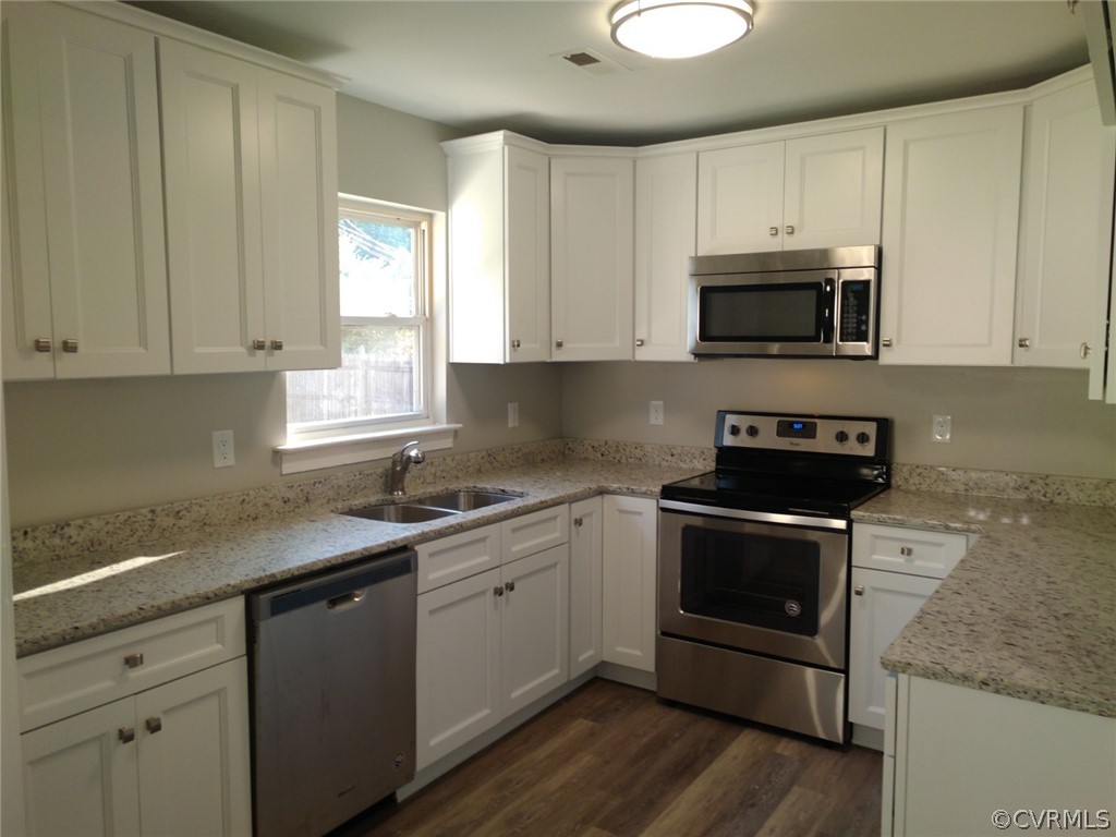 6117 Strathmore Road Richmond, VA 23234 - Photo 4 of 19 Gallery Image 4