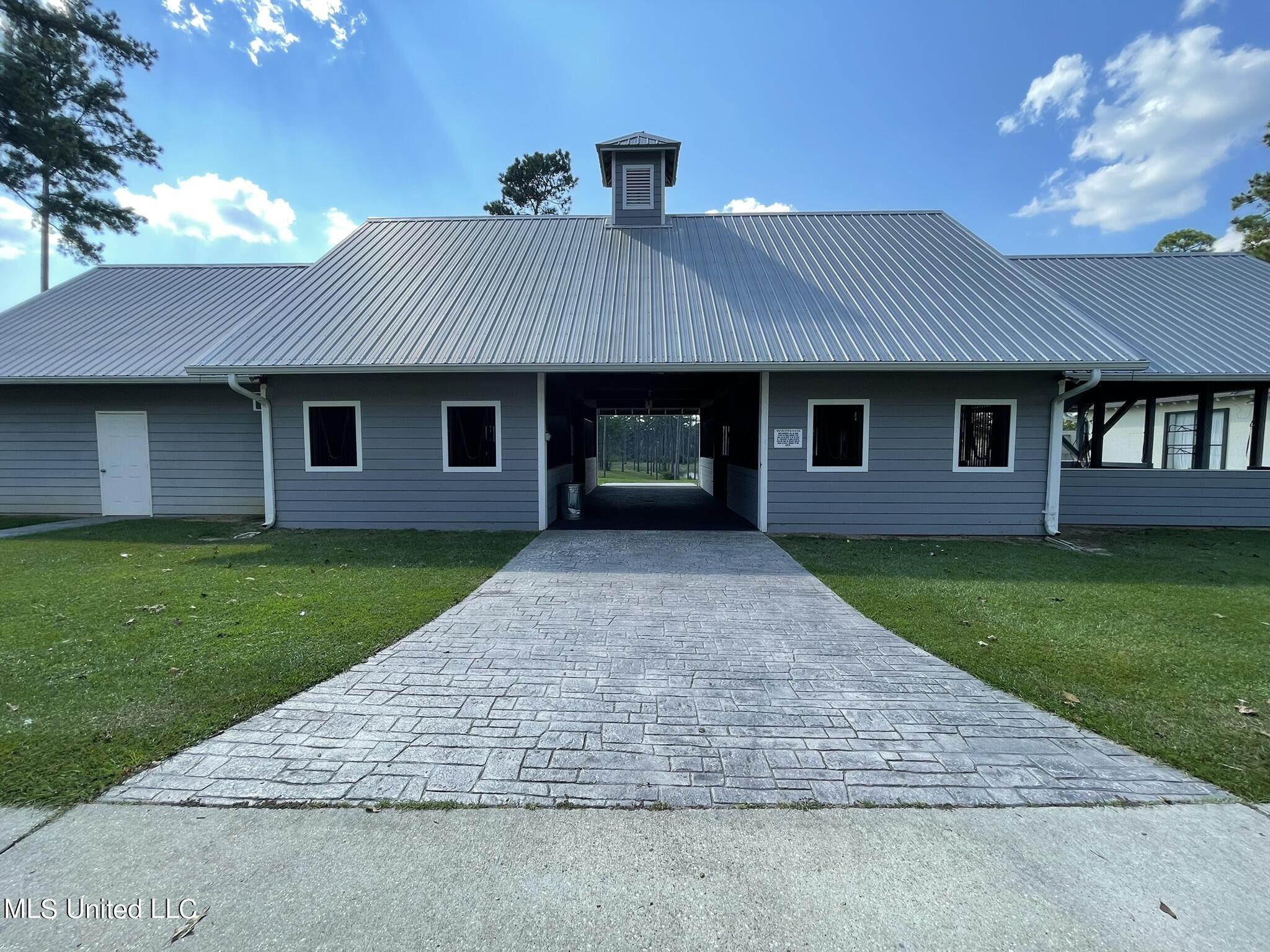 172 South Frk Ranch Poplarville, MS 39470 - Photo 47 of 89 FullSizeRender-39