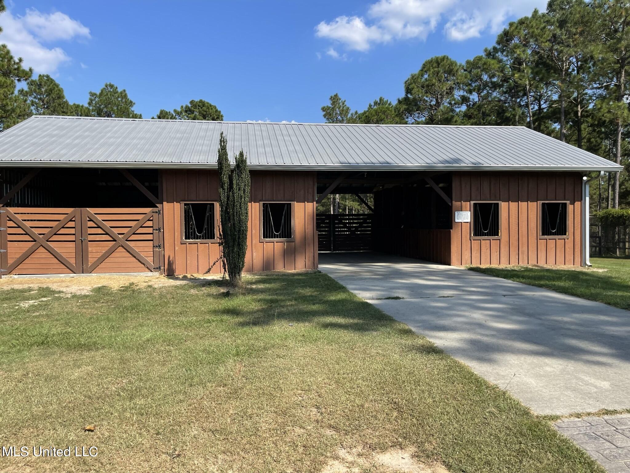 172 South Frk Ranch Poplarville, MS 39470 - Photo 62 of 89 IMG_5932
