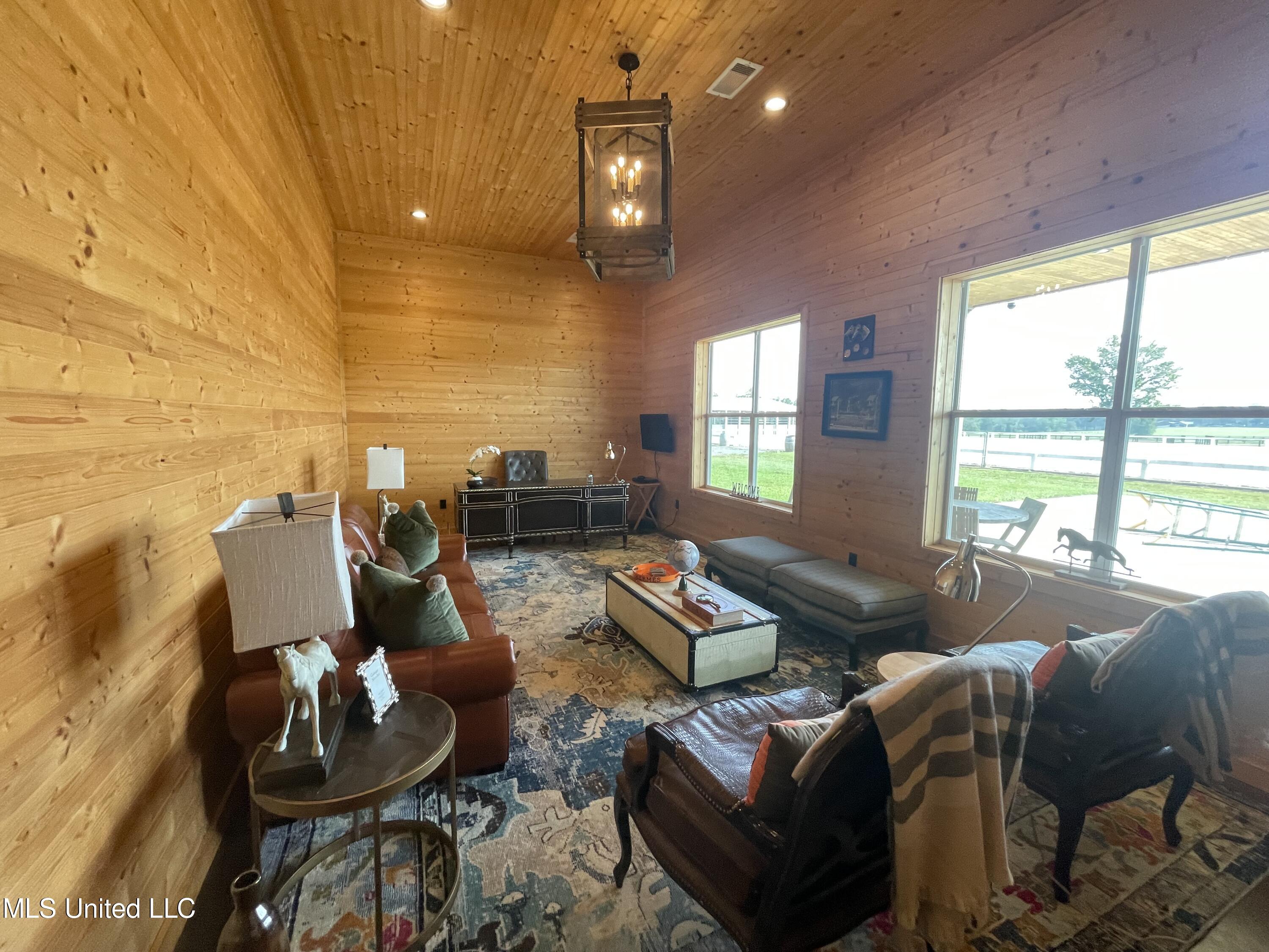 172 South Frk Ranch Poplarville, MS 39470 - Photo 68 of 89 IMG_3200