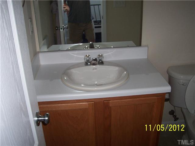 3552 Oneonta Avenue Raleigh, NC 27604 - Photo 11 of 14 Bathroom