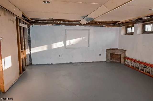 a view of a room with an empty space