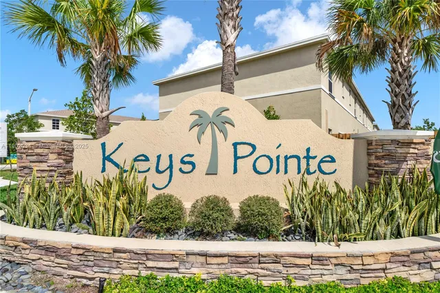 $2,300 | 496 Northeast 4th Terrace, Florida City, FL 33034