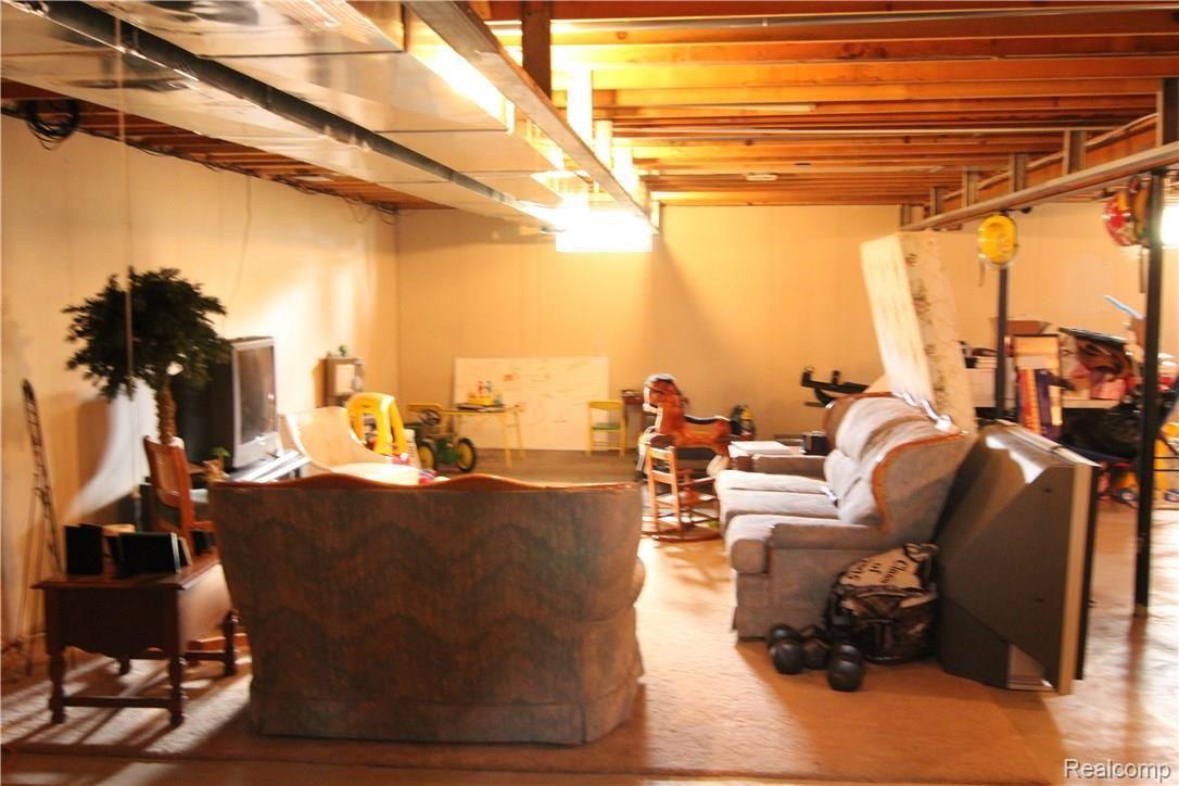 7872 Tubspring Road Almont, MI 48003 - Photo 42 of 52 IMG_0706.JPG