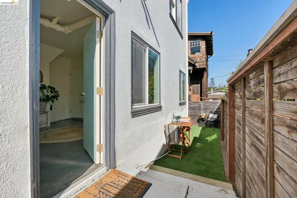 $898,000 | 1210 Everett Avenue, Oakland, CA 94602
