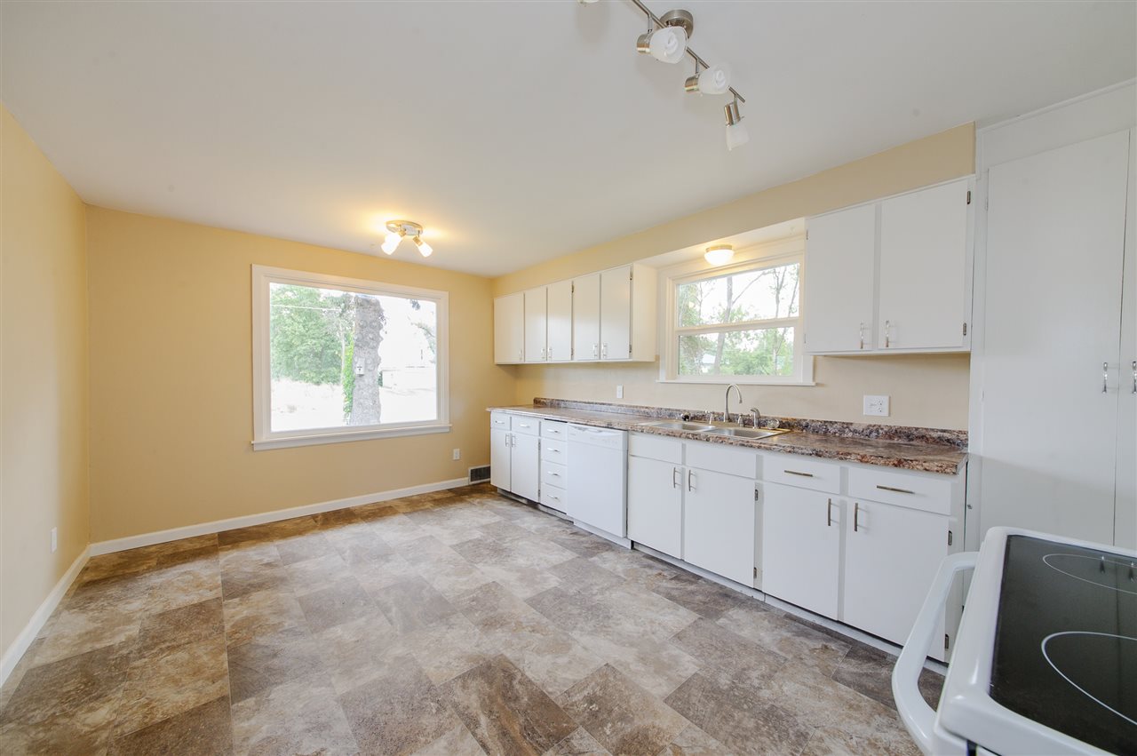 2803 North University Road Spokane Valley, WA 99206 - Photo 10 of 15 Gallery Image 10