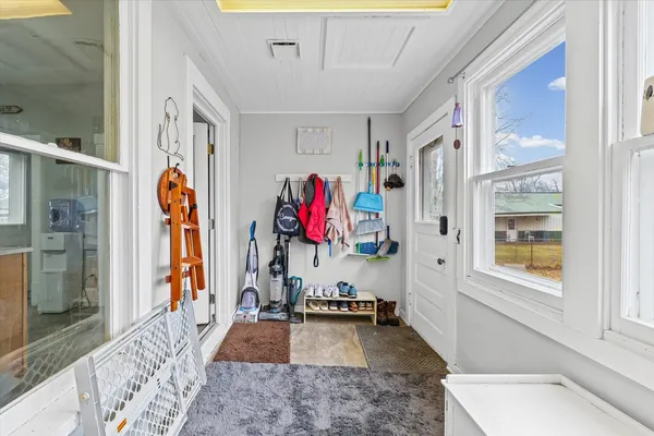 $229,000 | 108 South Main Street, Mansfield, IL 61854
