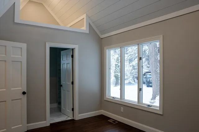 $3,200 | 497 Springfield Street, Unit 1, Wilbraham, MA 01095