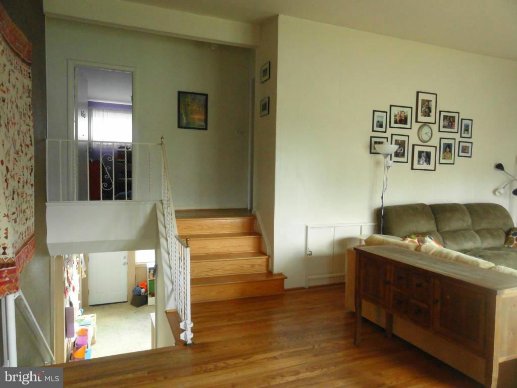 2705 Geartner Road Baltimore, MD 21209 - Photo 2 of 16 Interior (General)