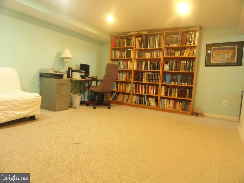 2705 Geartner Road Baltimore, MD 21209 - Photo 15 of 16 Bedroom