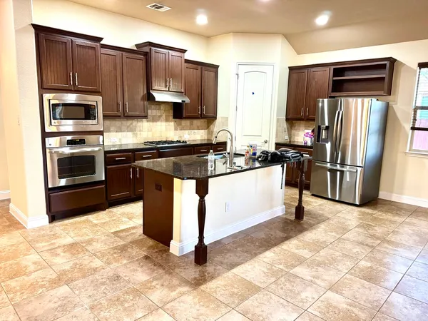 $2,695 | 3104 Herrero Path, Cedar Park, TX 78641