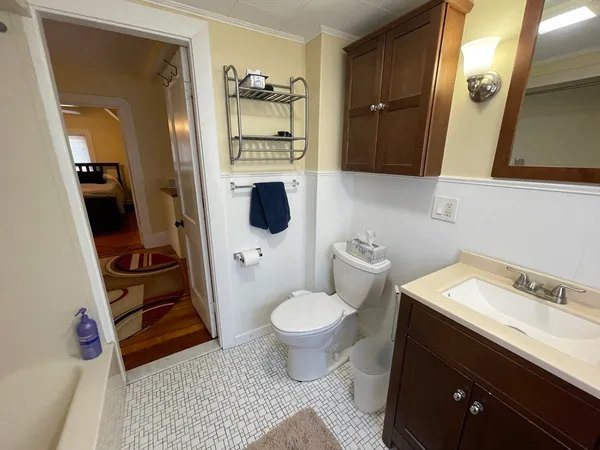 $4,000 | 21 Chandler Street, Unit 3, Somerville, MA 02144