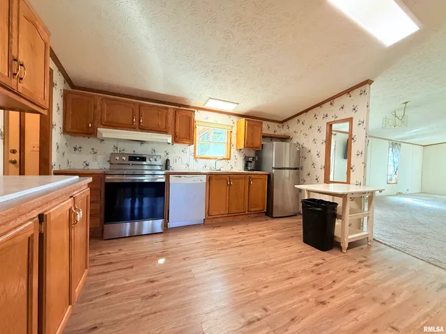 $189,000 | 125 Beech Hollow Road, Harrisburg, IL 62946