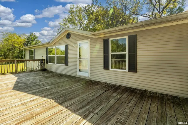 $189,000 | 125 Beech Hollow Road, Harrisburg, IL 62946