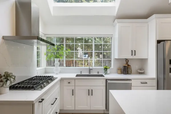 $1,698,000 | 2064 Rialto Court, Mountain View, CA 94043