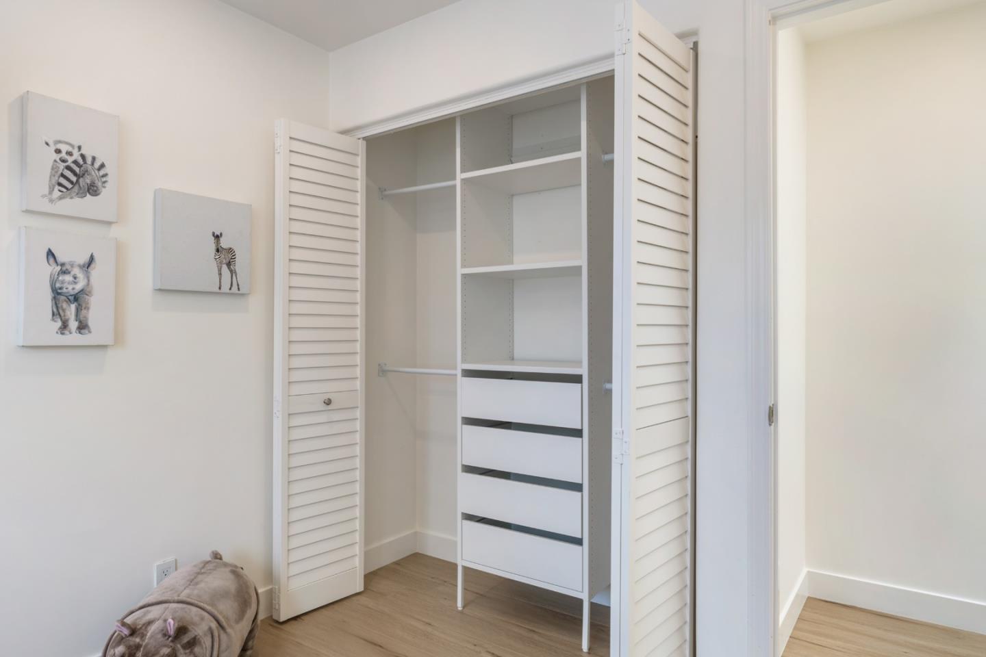 2064 Rialto Court Mountain View, CA 94043 - Photo 22 of 30