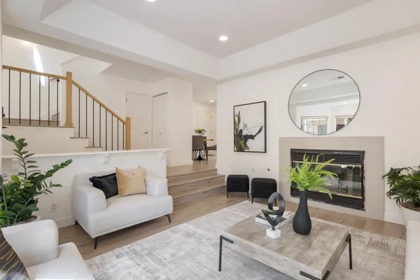 $1,698,000 | 2064 Rialto Court, Mountain View, CA 94043