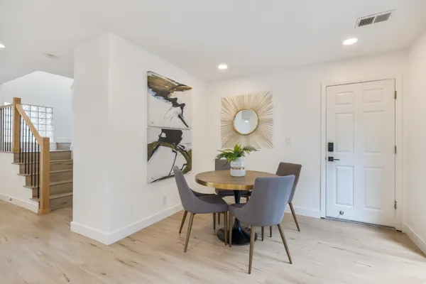 $1,698,000 | 2064 Rialto Court, Mountain View, CA 94043