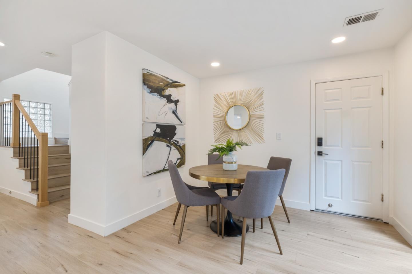 2064 Rialto Court Mountain View, CA 94043 - Photo 7 of 30