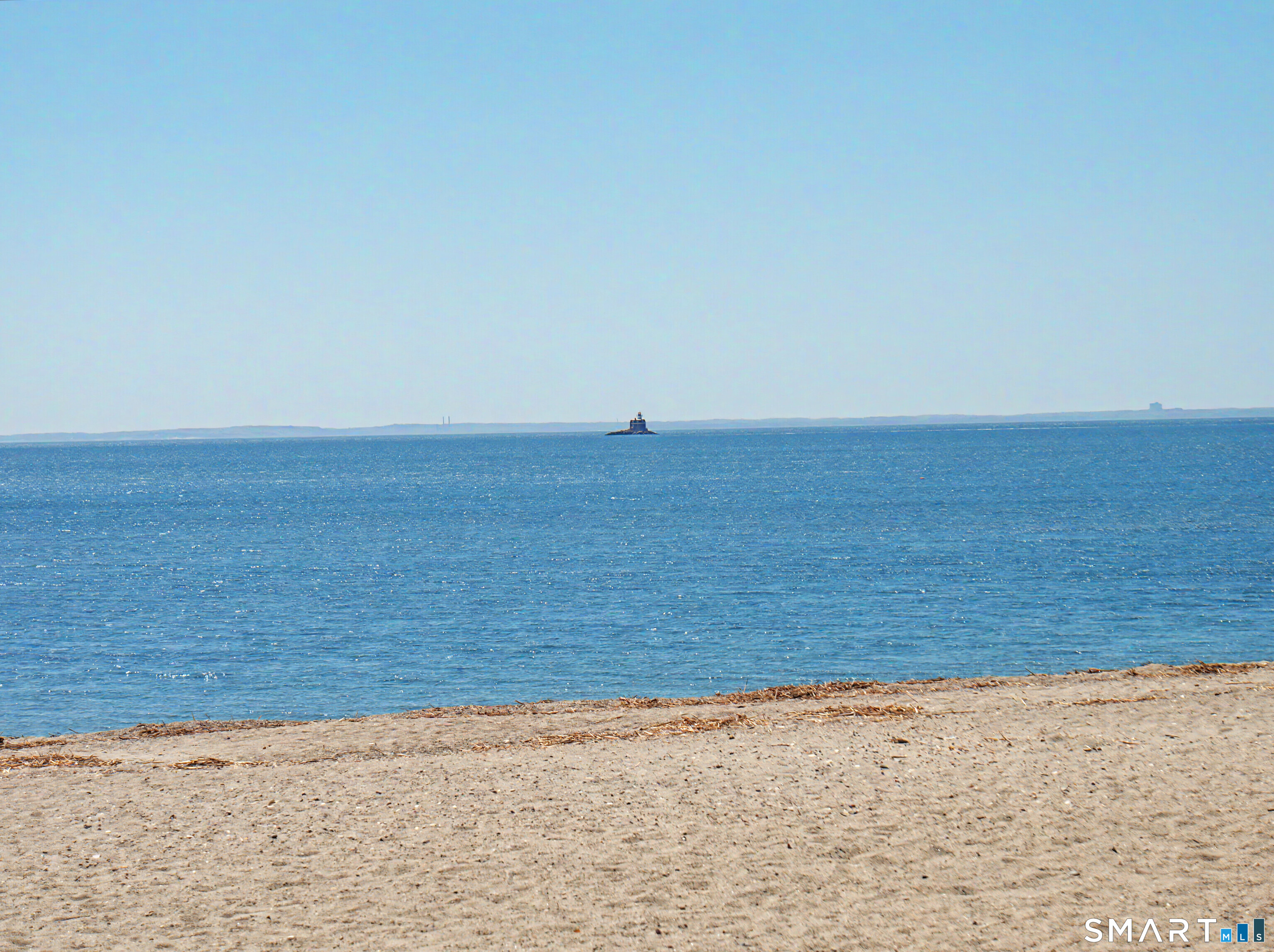 173 Puritan Road Fairfield, CT 06824 - Photo 19 of 19 a view of beach and ocean