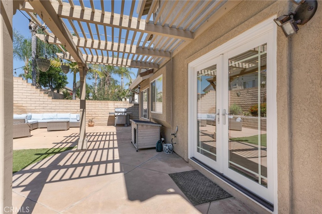 3843 San Gabriel Street Simi Valley, CA 93063 - Photo 49 of 52 a balcony view with a outdoor seating space