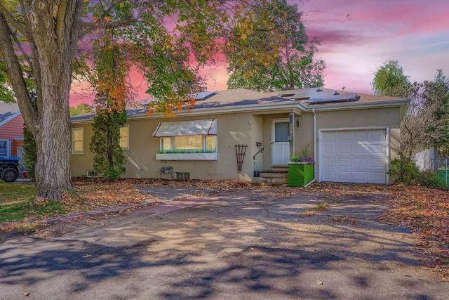 $235,000 | 308 Pershing Avenue North, New Prague, MN 56071