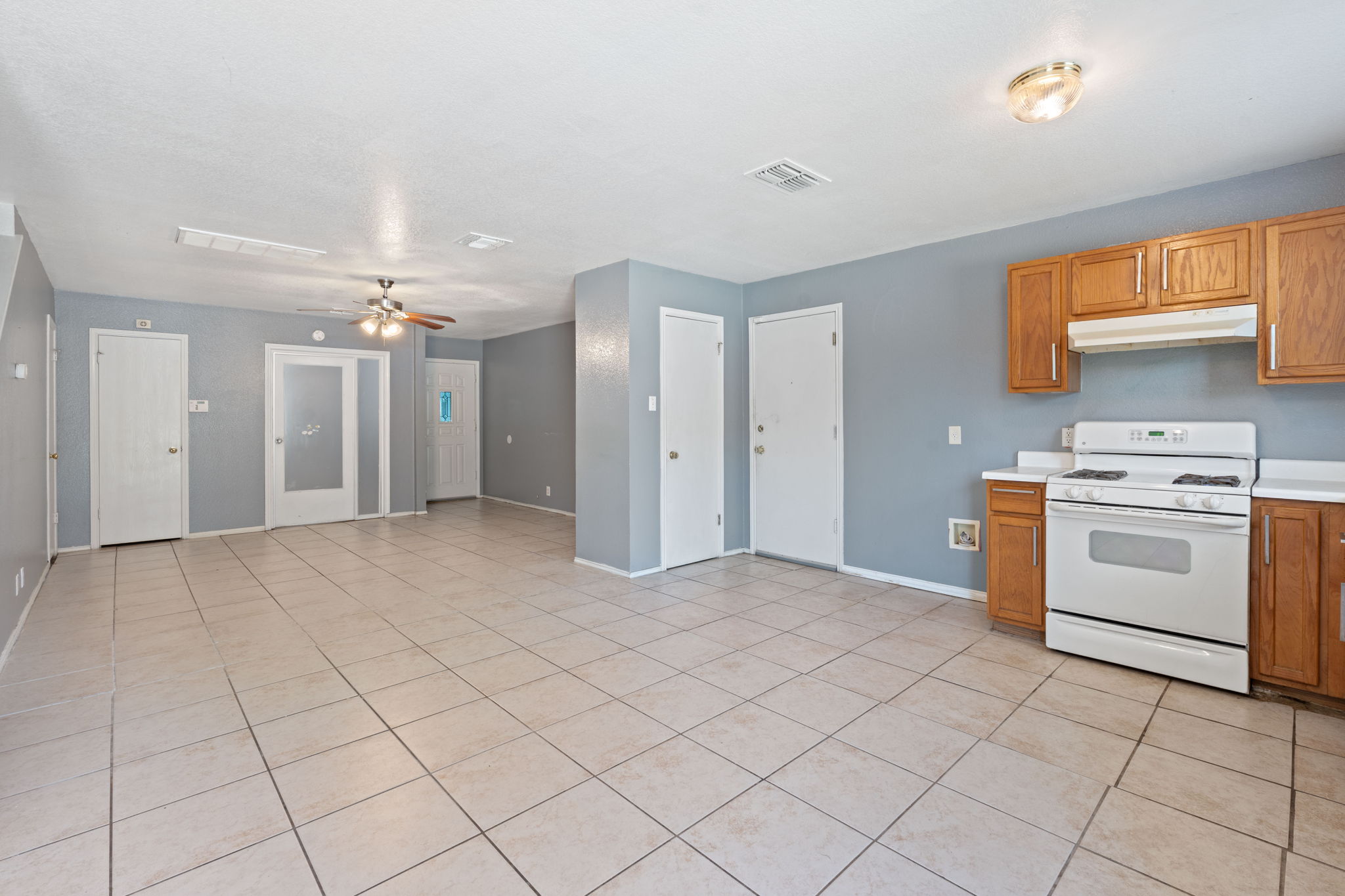 14301 Sandifer Street Austin, TX 78725 - Photo 13 of 27