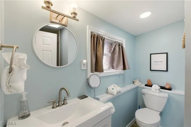 $649,900 | 185 Hibiscus Drive, Fort Myers Beach, FL 33931