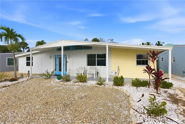 $649,900 | 185 Hibiscus Drive, Fort Myers Beach, FL 33931