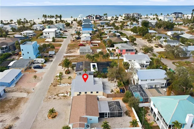 $649,900 | 185 Hibiscus Drive, Fort Myers Beach, FL 33931