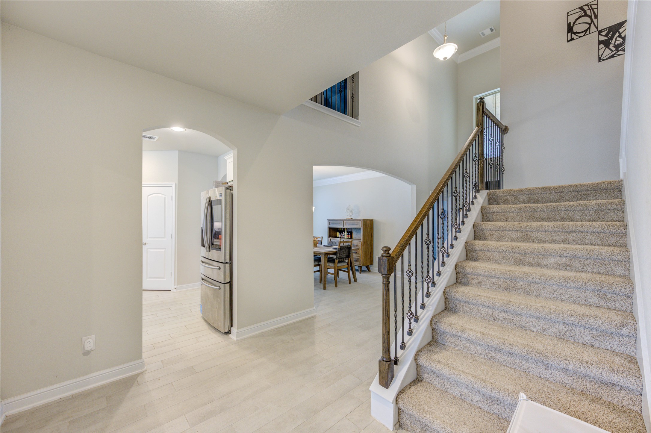 2910 Knotty Frst Drive Spring, TX 77373 - Photo 5 of 20 a view of entryway