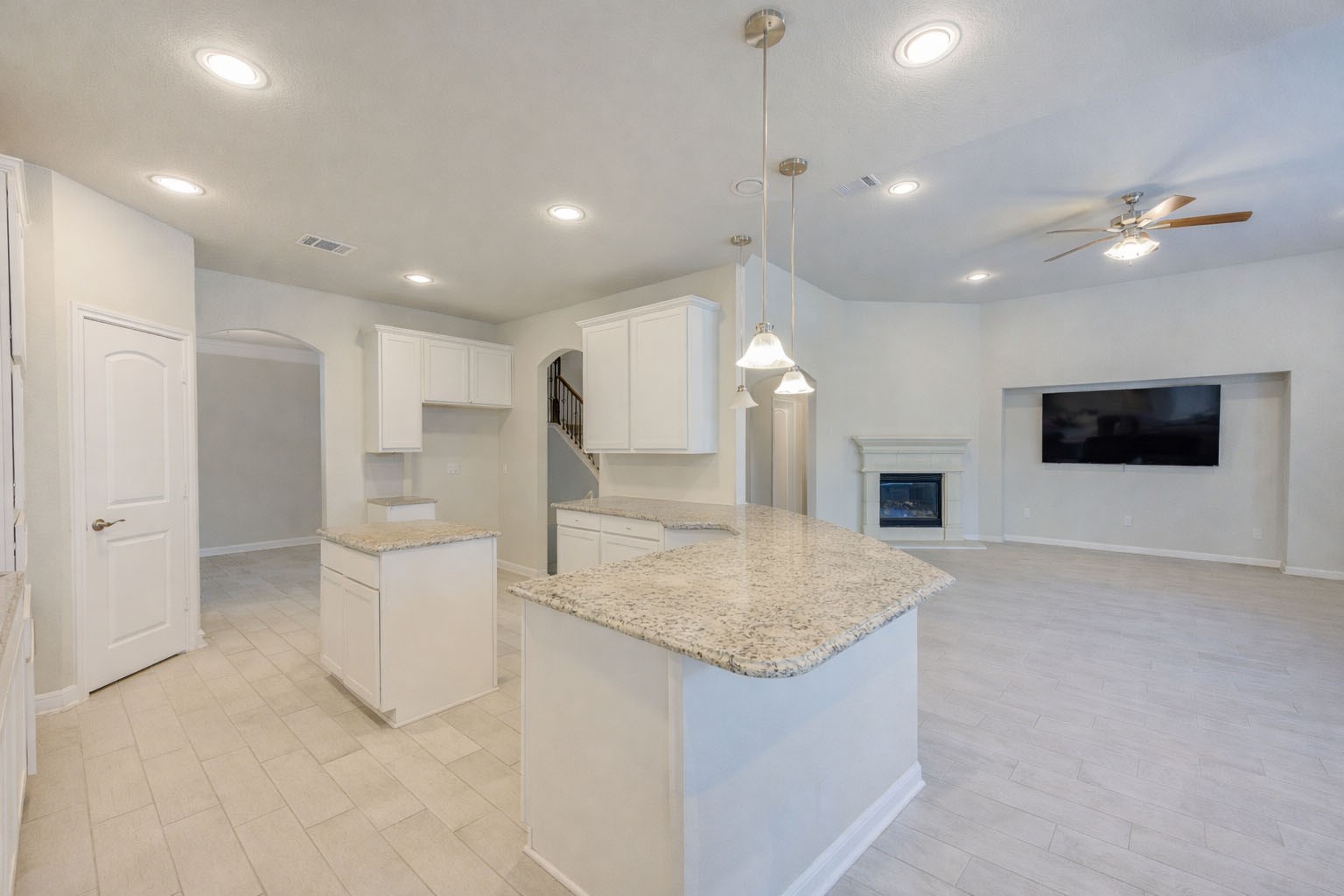 2910 Knotty Frst Drive Spring, TX 77373 - Photo 8 of 20 a view of kitchen with sink and refrigerator