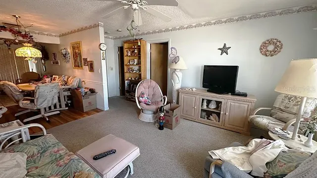 $124,900 | 9811 Lily Street North, Unit 246, Pinellas Park, FL 33782