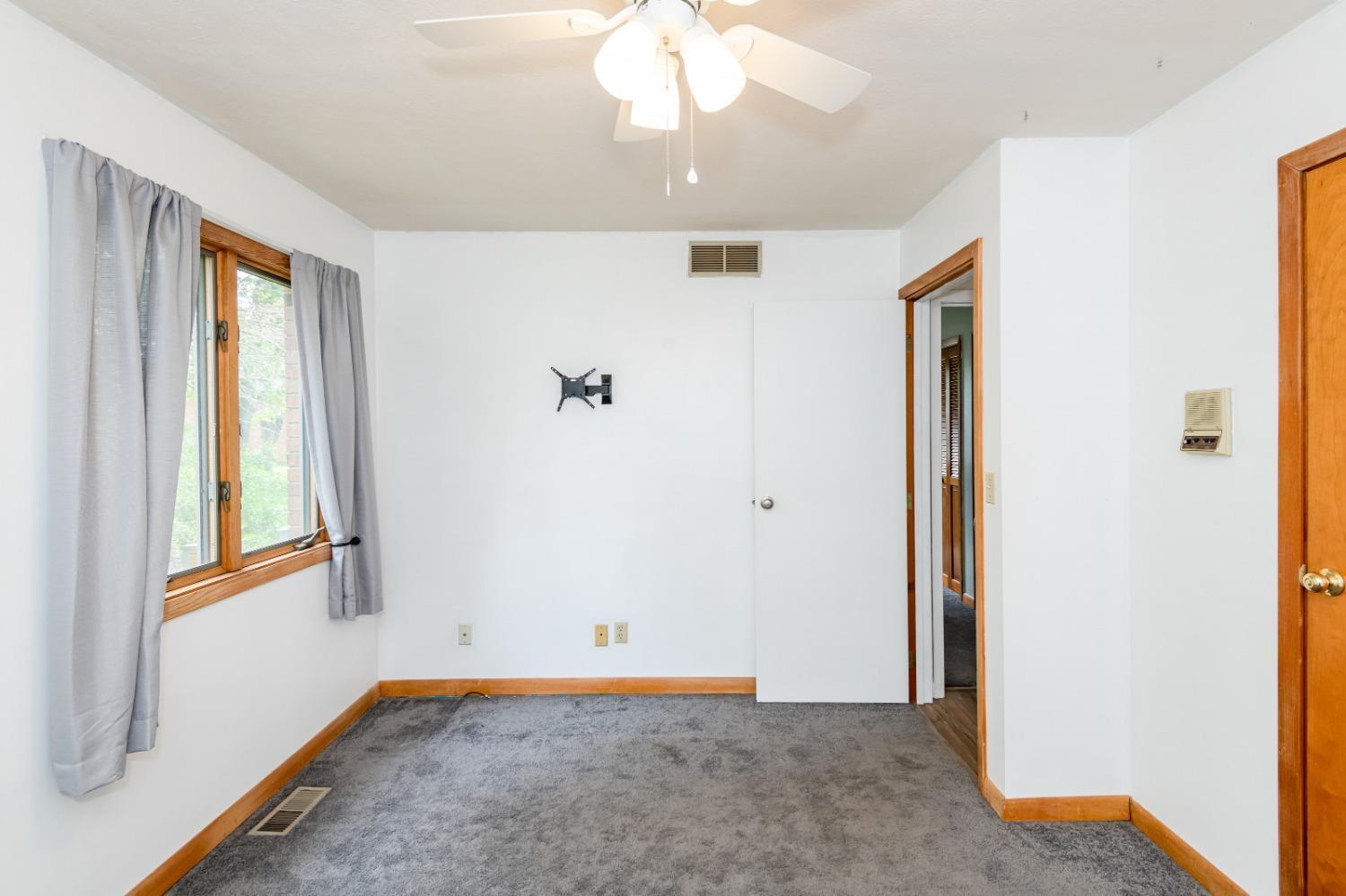 1334 Ridge Road Wilmington, OH 45177 - Photo 38 of 48 Gallery Image 38