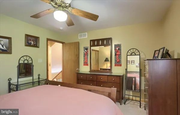 $389,999 | 208 Owego Drive, Hazleton, PA 18202