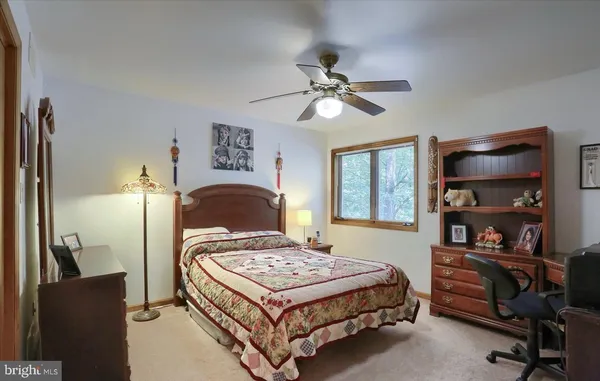 $389,999 | 208 Owego Drive, Hazleton, PA 18202