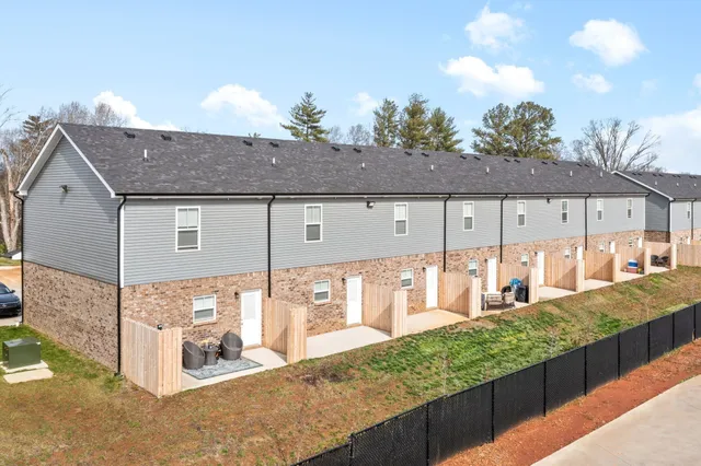 a view of a house with a outdoor space