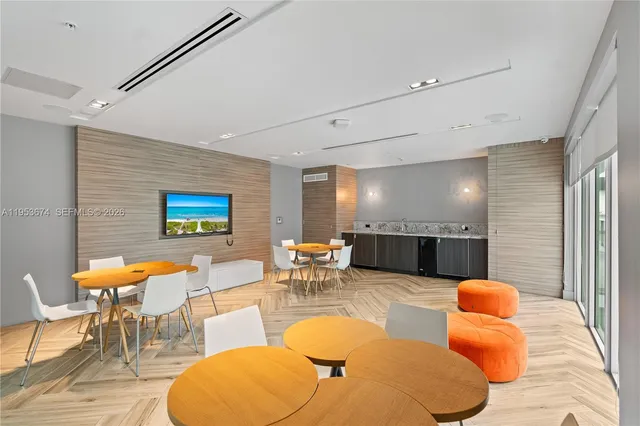 $4,500 | 1600 Southwest 1st Avenue, Unit 807, Miami, FL 33129