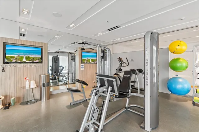 $4,500 | 1600 Southwest 1st Avenue, Unit 807, Miami, FL 33129