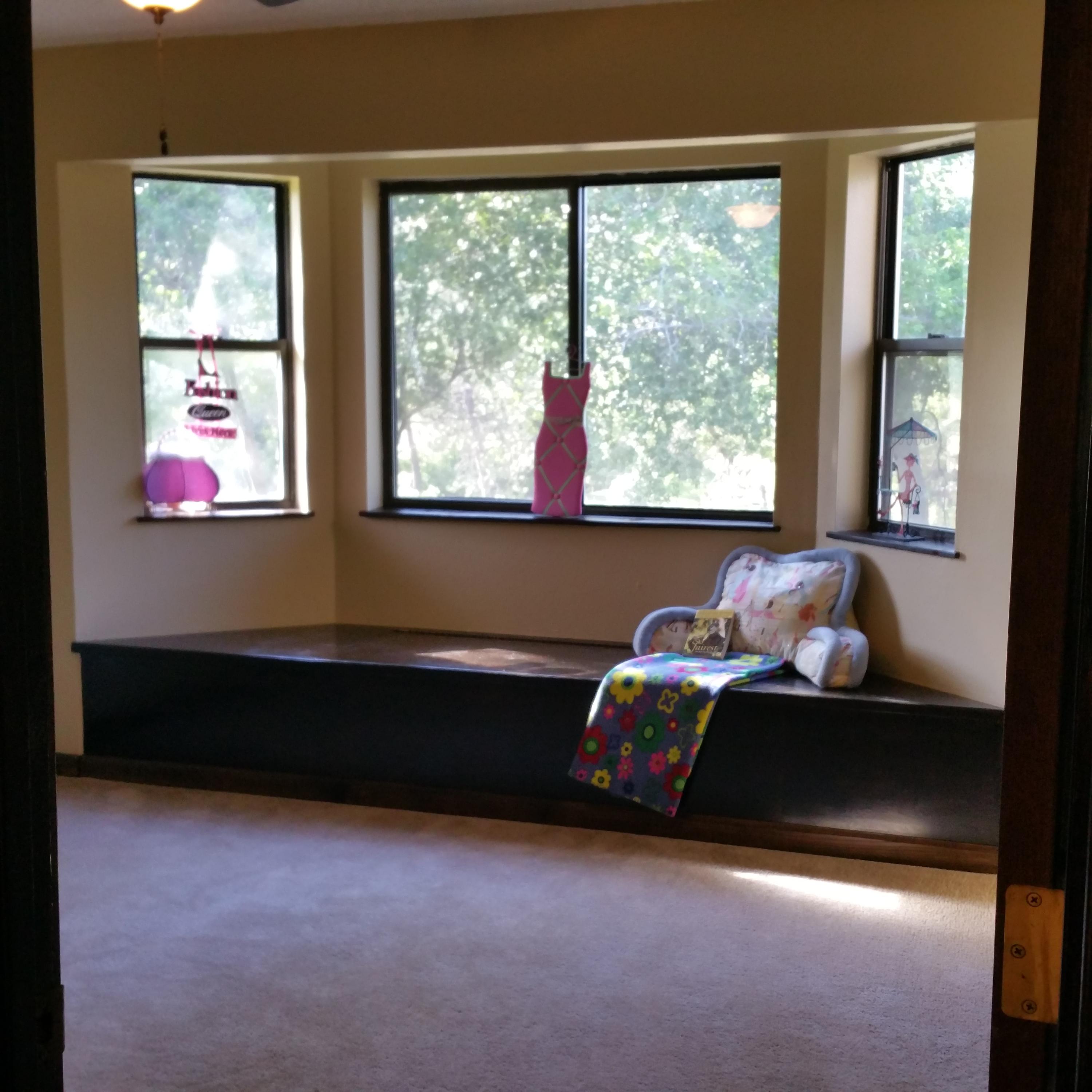 8000 Placer Road Redding, CA 96001 - Photo 23 of 39 1st Bedroom