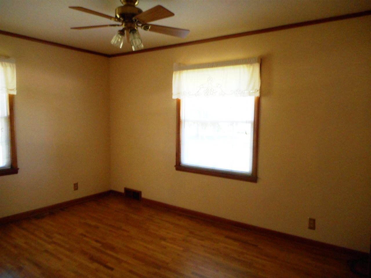 1025 Normal Street Henry, IL 61537 - Photo 13 of 26 Gallery Image 13