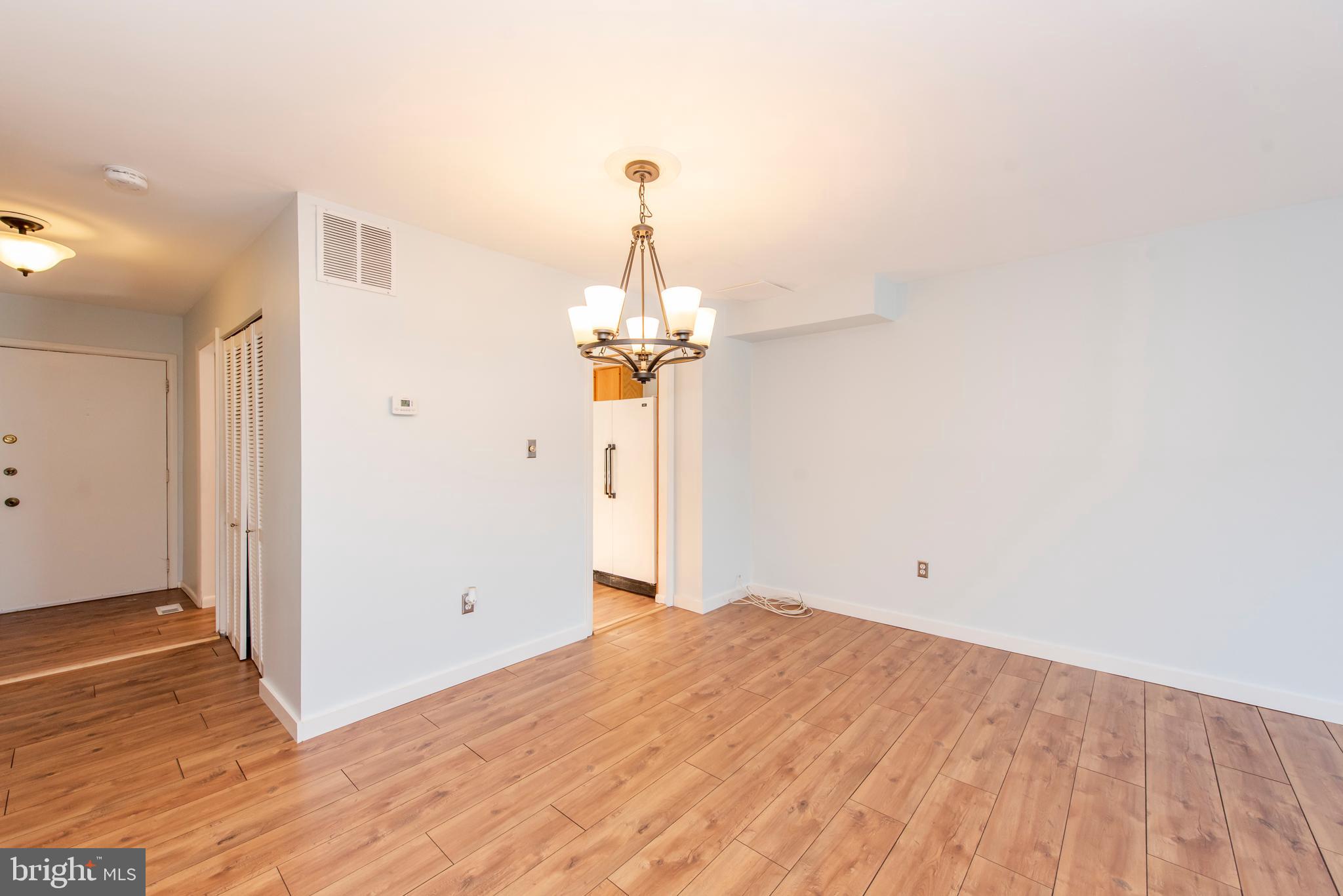 16 Stone Ridge Court, Unit 24 Baltimore, MD 21239 - Photo 6 of 37 Dining room